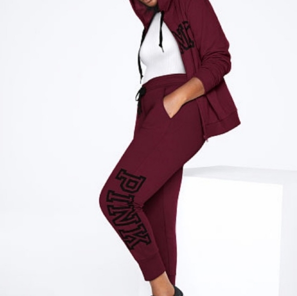 PINK Victoria's Secret Pants - NWT VS Pink Skinny Jogger